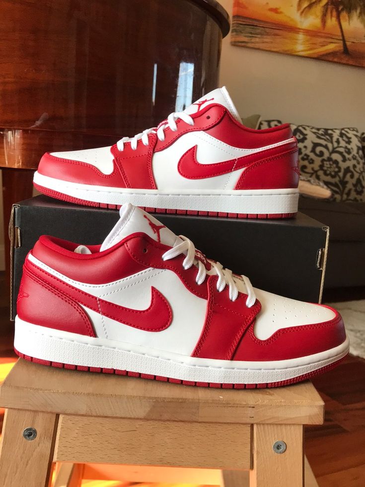 Air Jordan One Low Gym Rouge