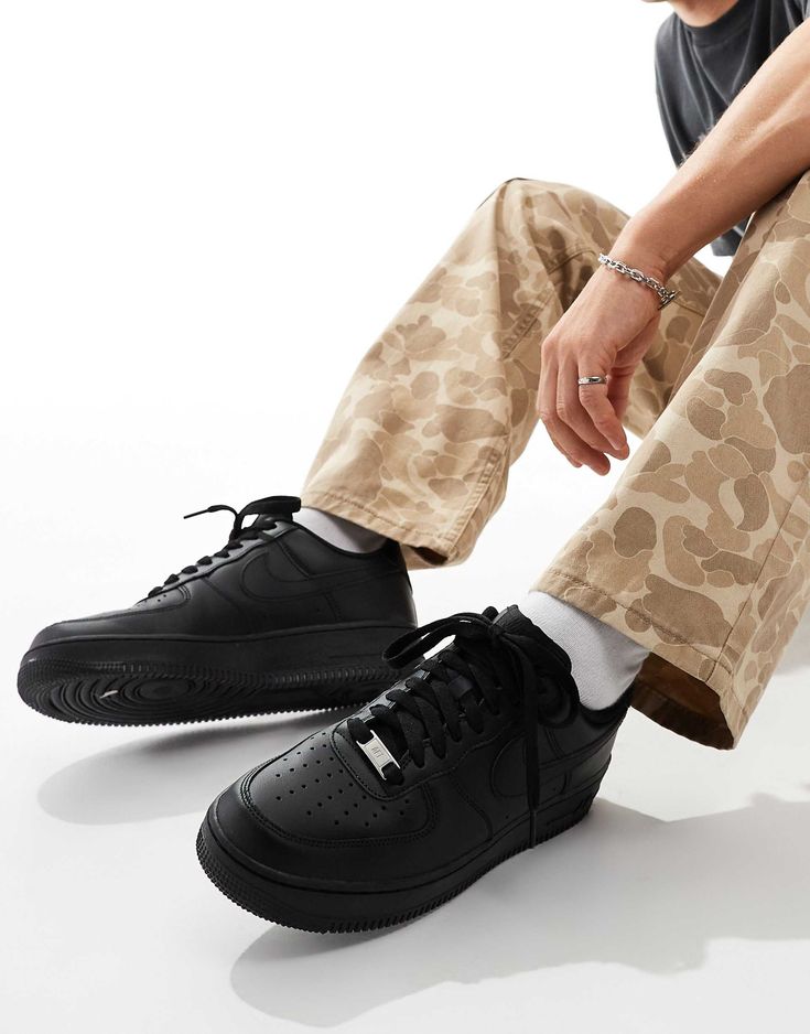 Nike air force one black black