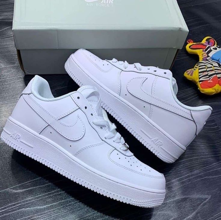 Nike Air Force 1 White