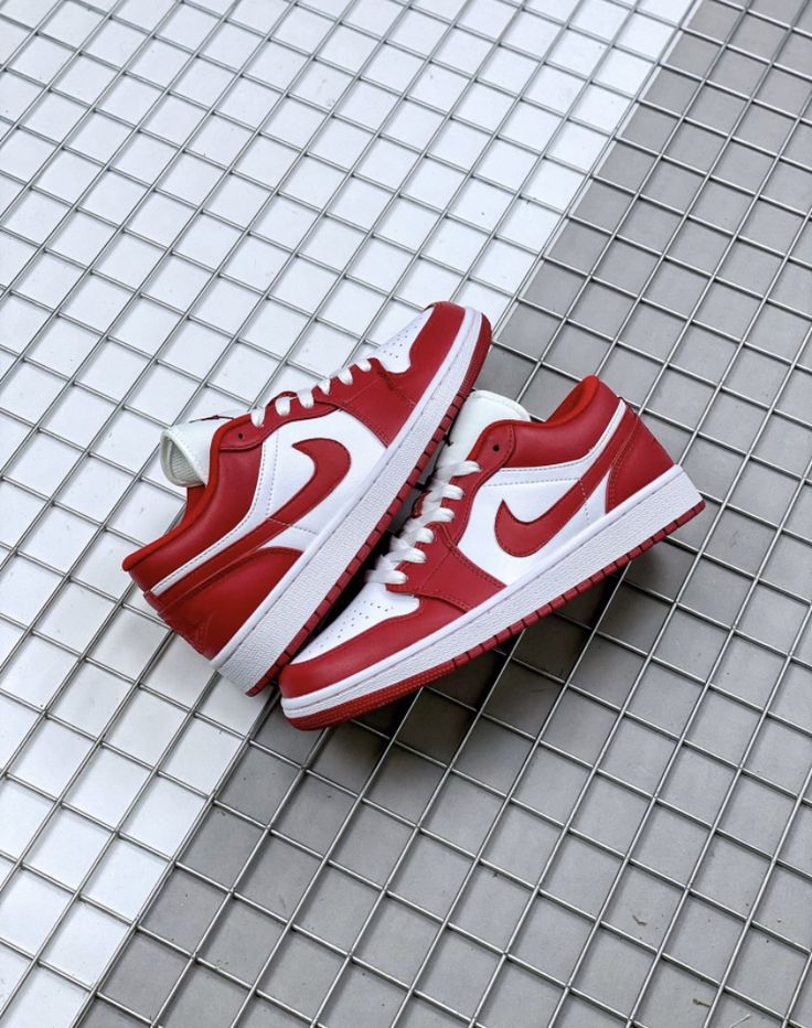 Air Jordan One Low Gym Red