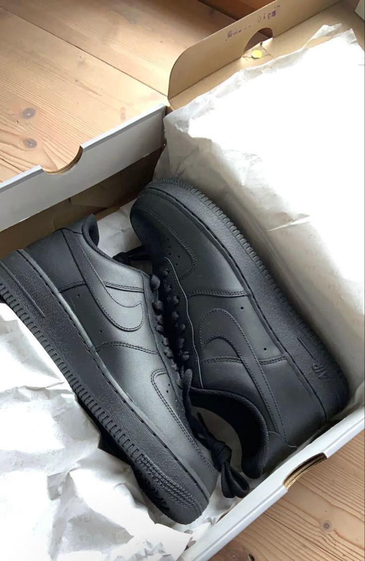 Nike air force one black black